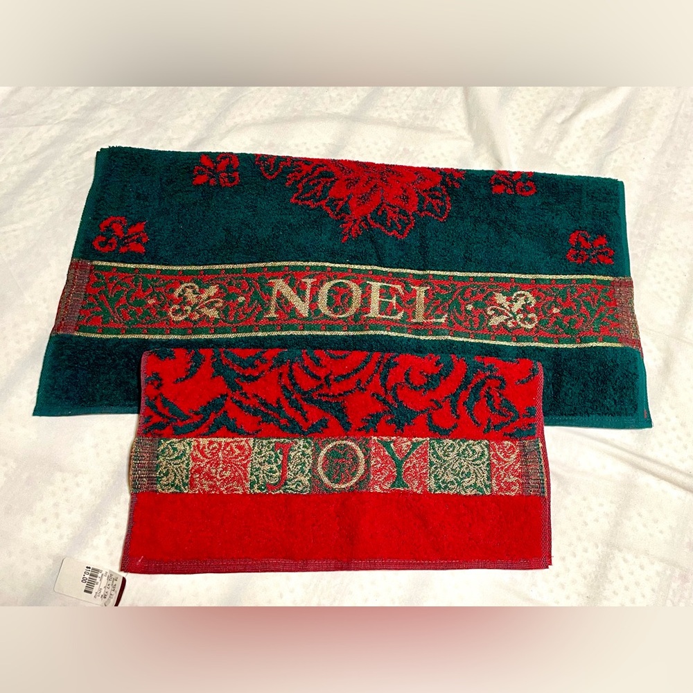 *VINTAGE* Bath & Hand Towel Set - Fieldcrest - Noel & Joy - 90s - Holiday/Xmas